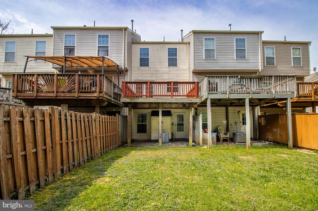 4530 Donatello Sq