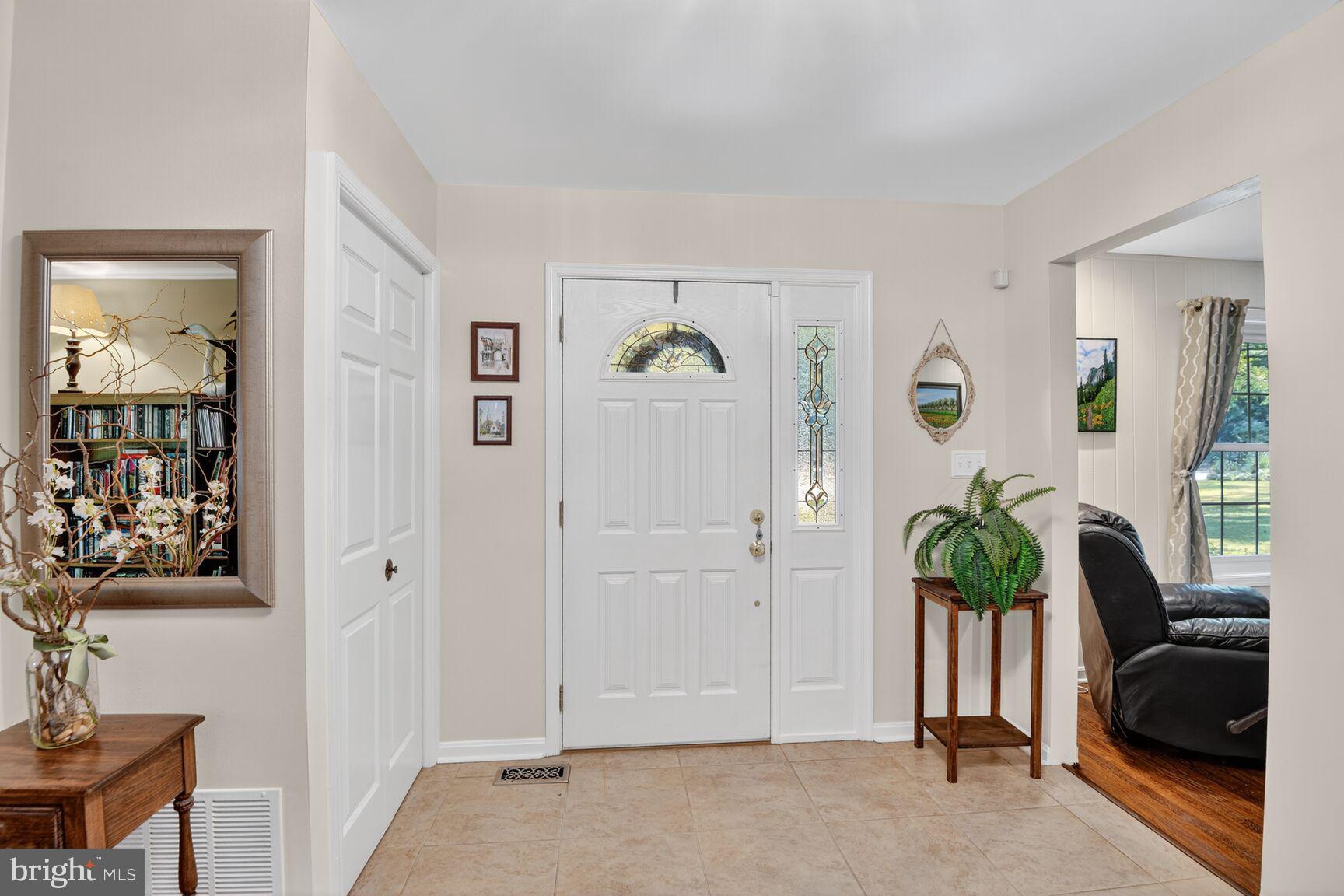 4 HUNTERS HORN COURT