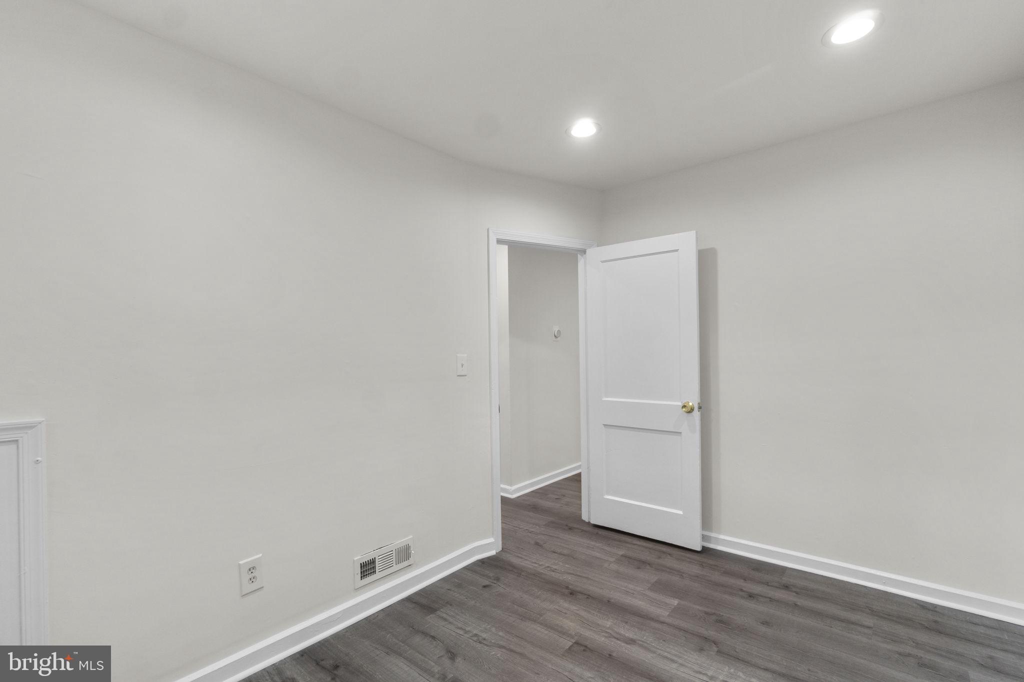 3658 CLIFMAR ROAD