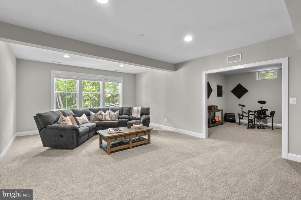13512 ALLISTON DRIVE
