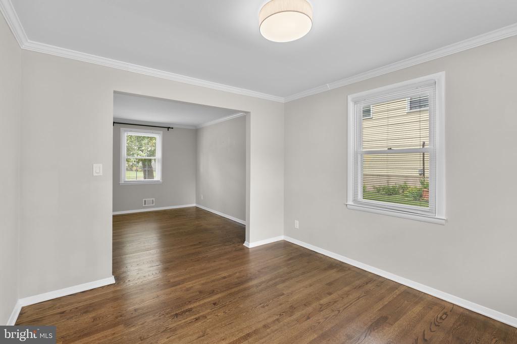 1024 BOSLEY ROAD