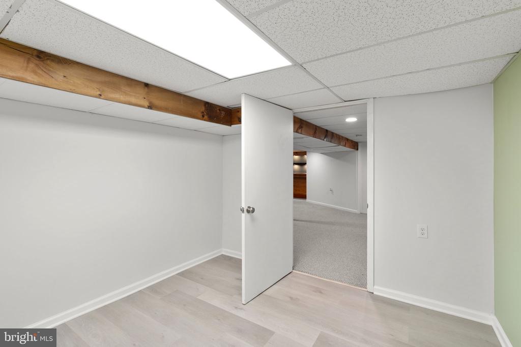 1024 BOSLEY ROAD