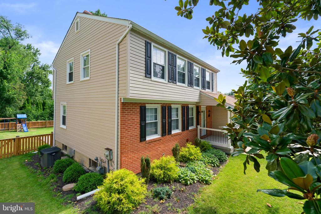 1024 BOSLEY ROAD