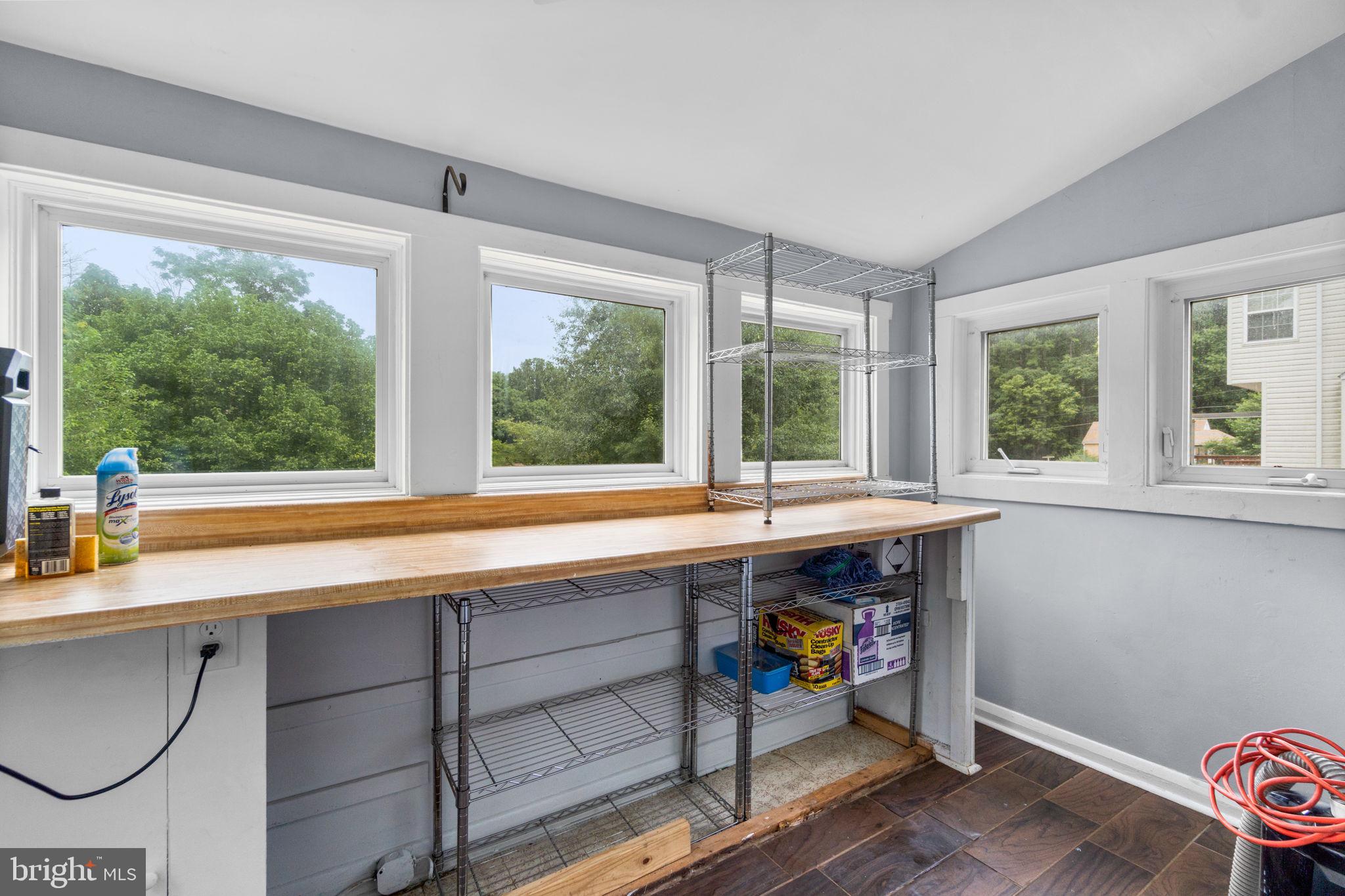 6215 Oakland Mills Rd