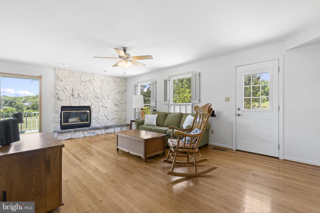 3506 Chases Forest Dr