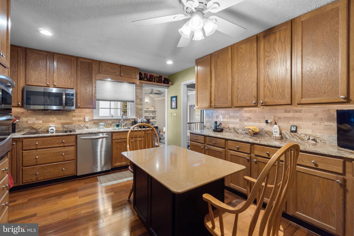 612 Lynn Way
