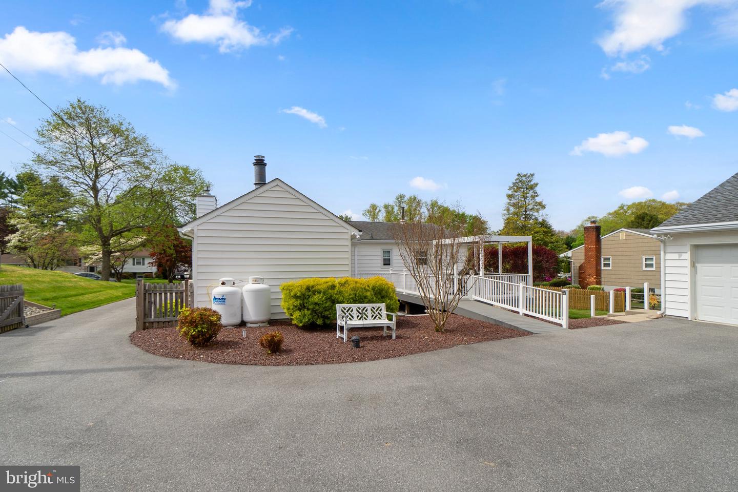 612 Lynn Way