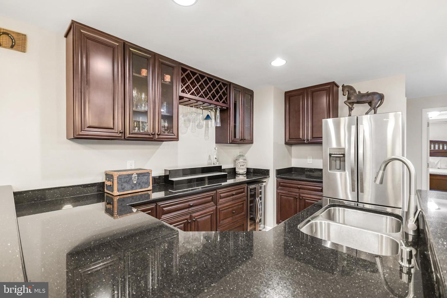 3421 Tuckaway Dr