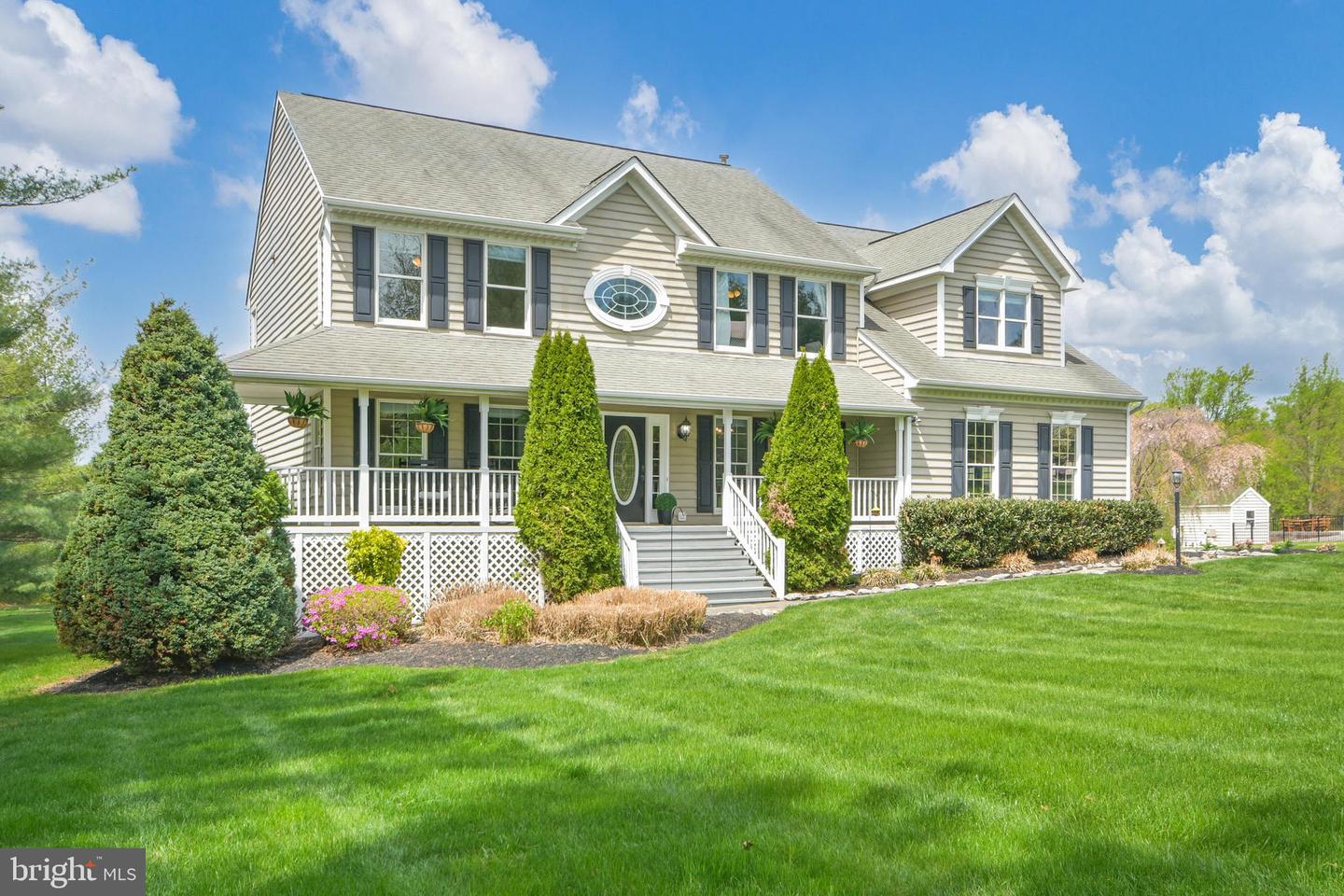 3421 Tuckaway Dr