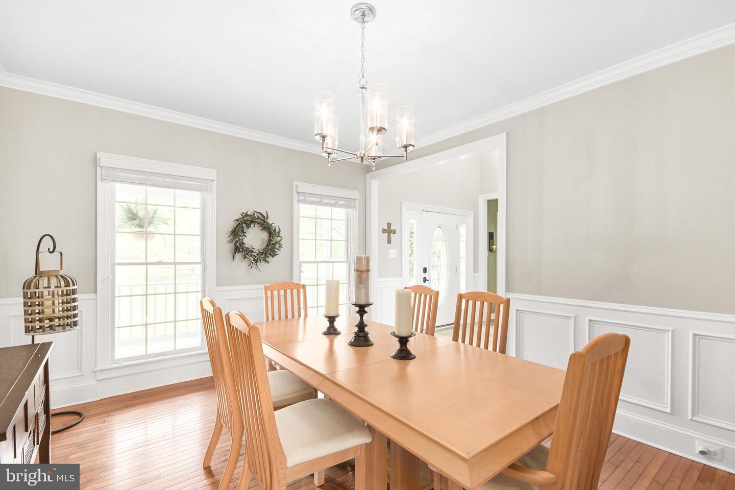 3421 Tuckaway Dr