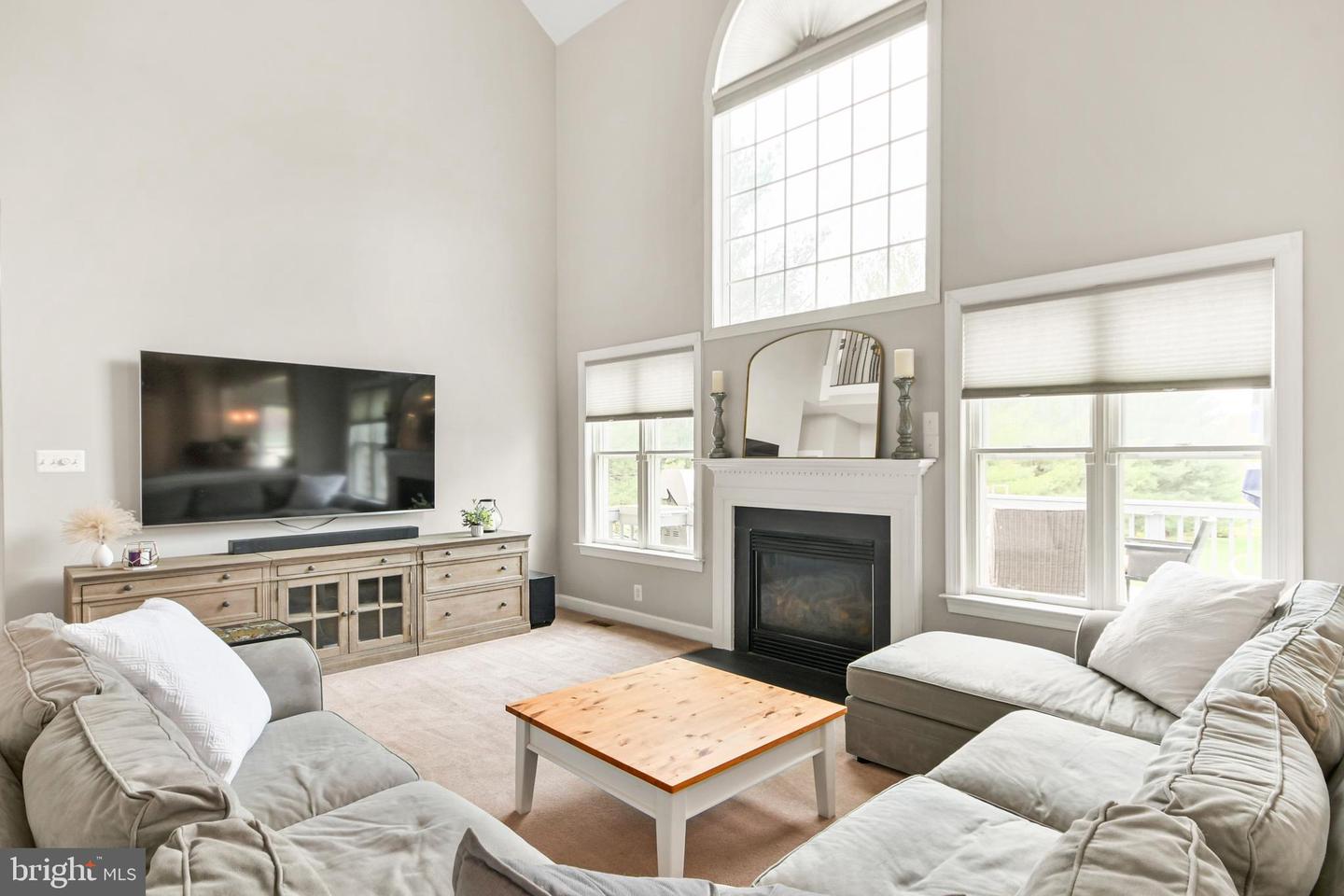 3421 Tuckaway Dr