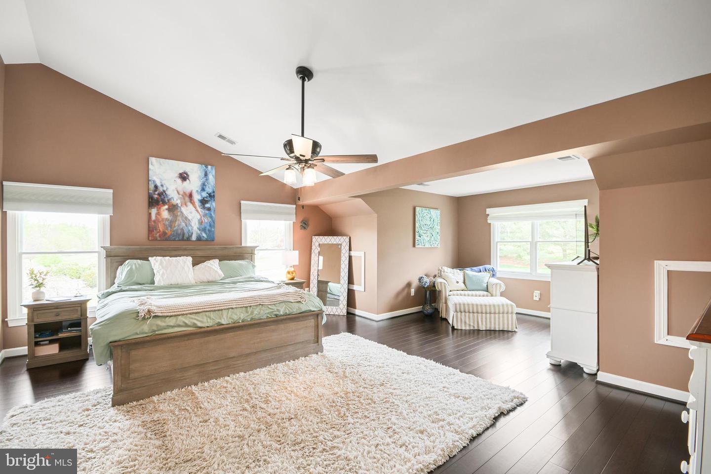 3421 Tuckaway Dr