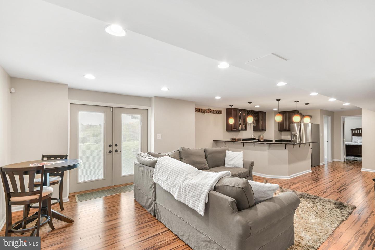 3421 Tuckaway Dr