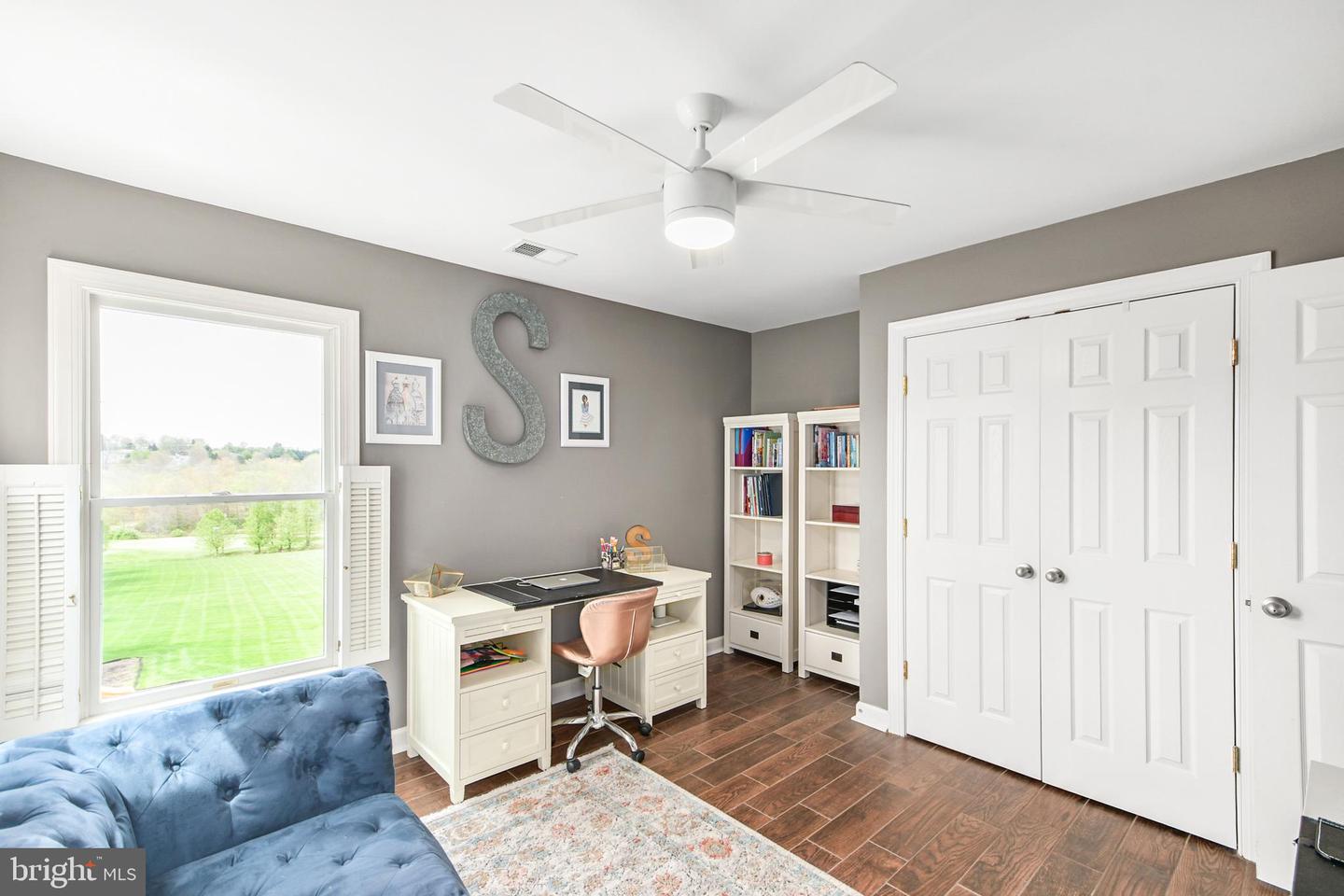 3421 Tuckaway Dr