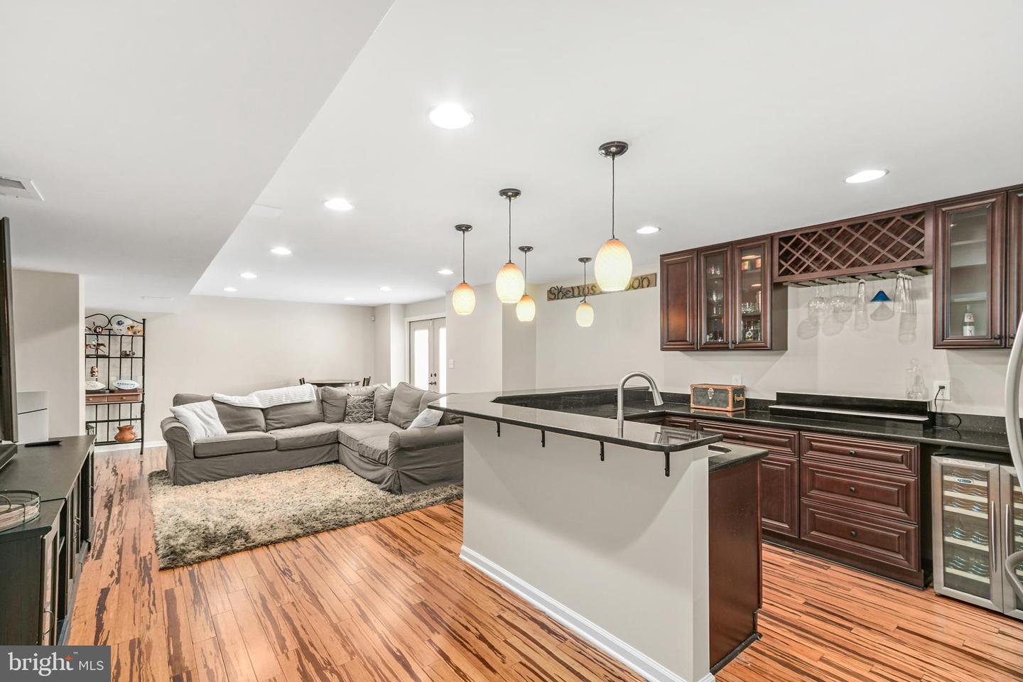 3421 Tuckaway Dr
