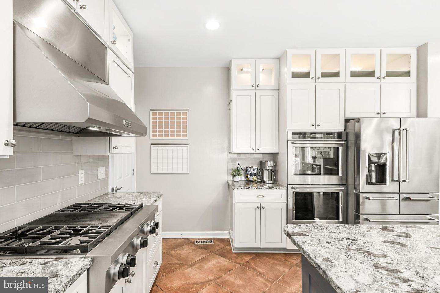 3421 Tuckaway Dr