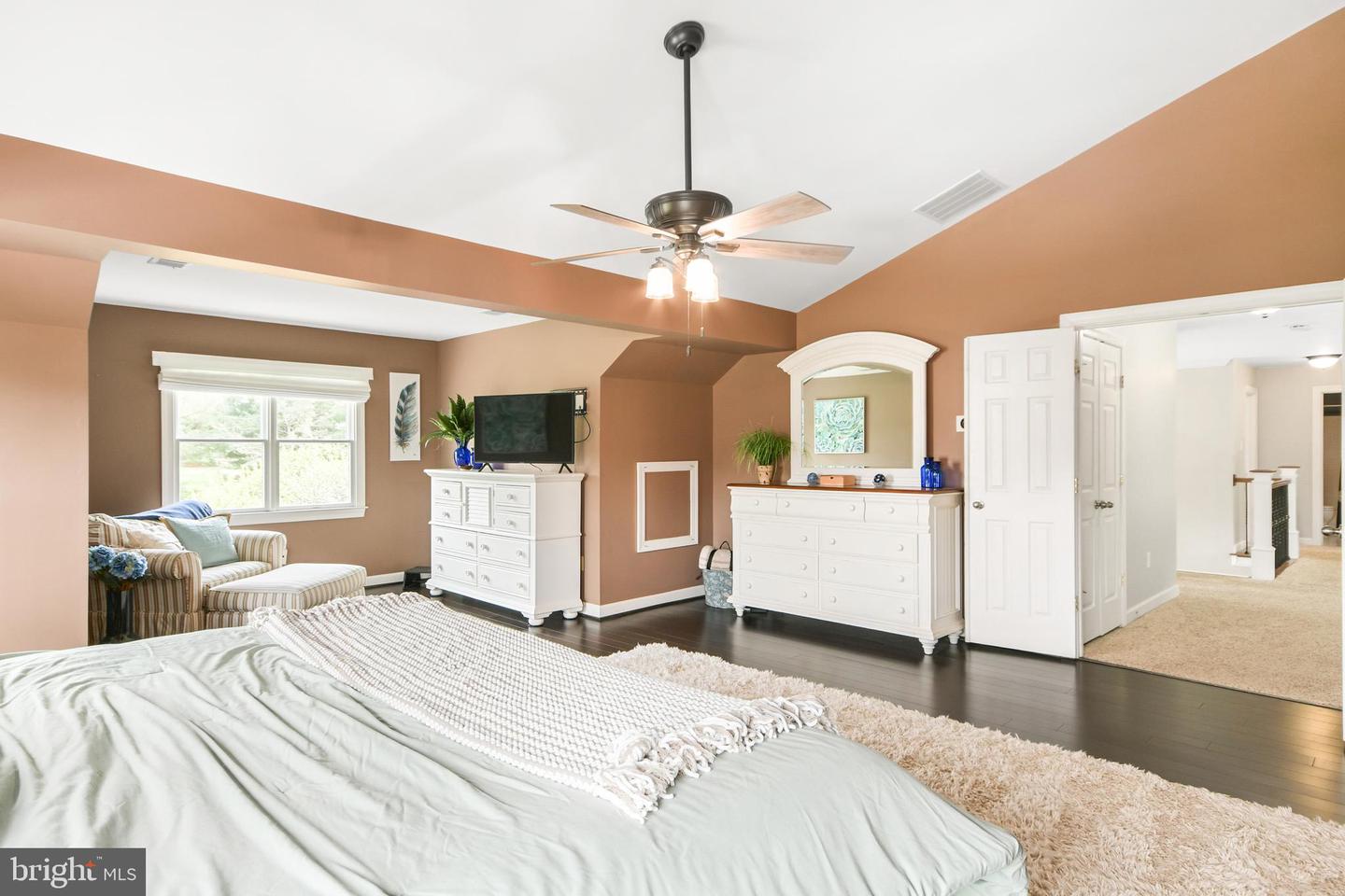 3421 Tuckaway Dr