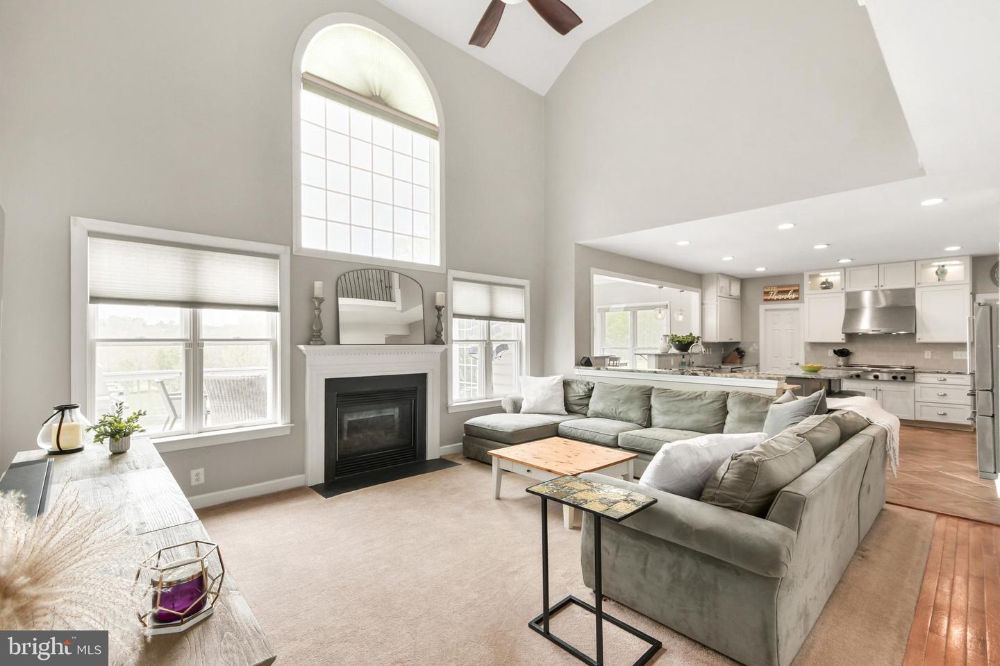 3421 Tuckaway Dr