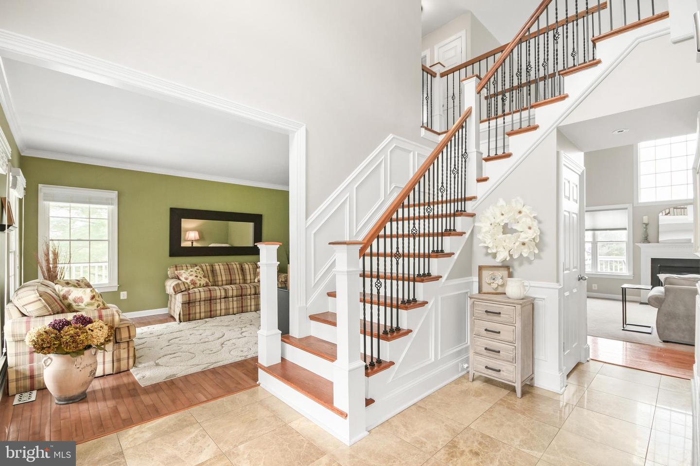 3421 Tuckaway Dr