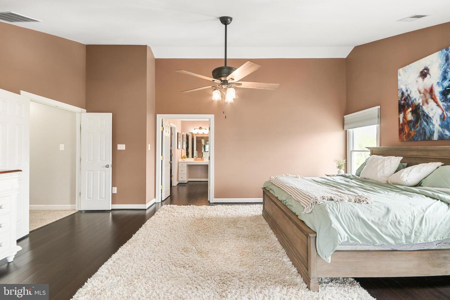 3421 Tuckaway Dr