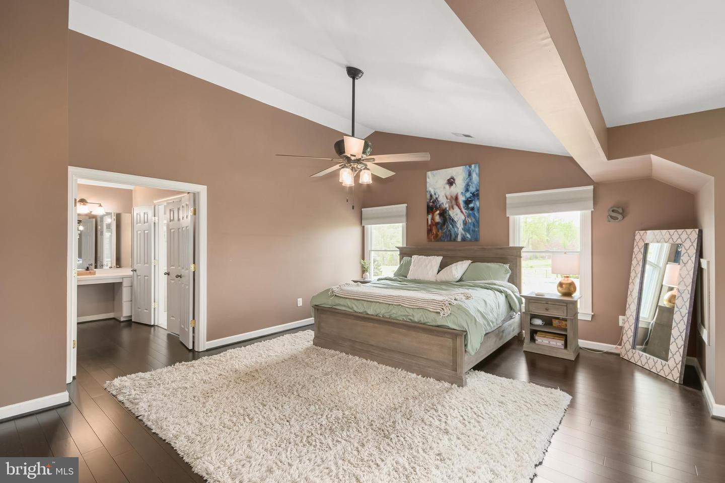 3421 Tuckaway Dr