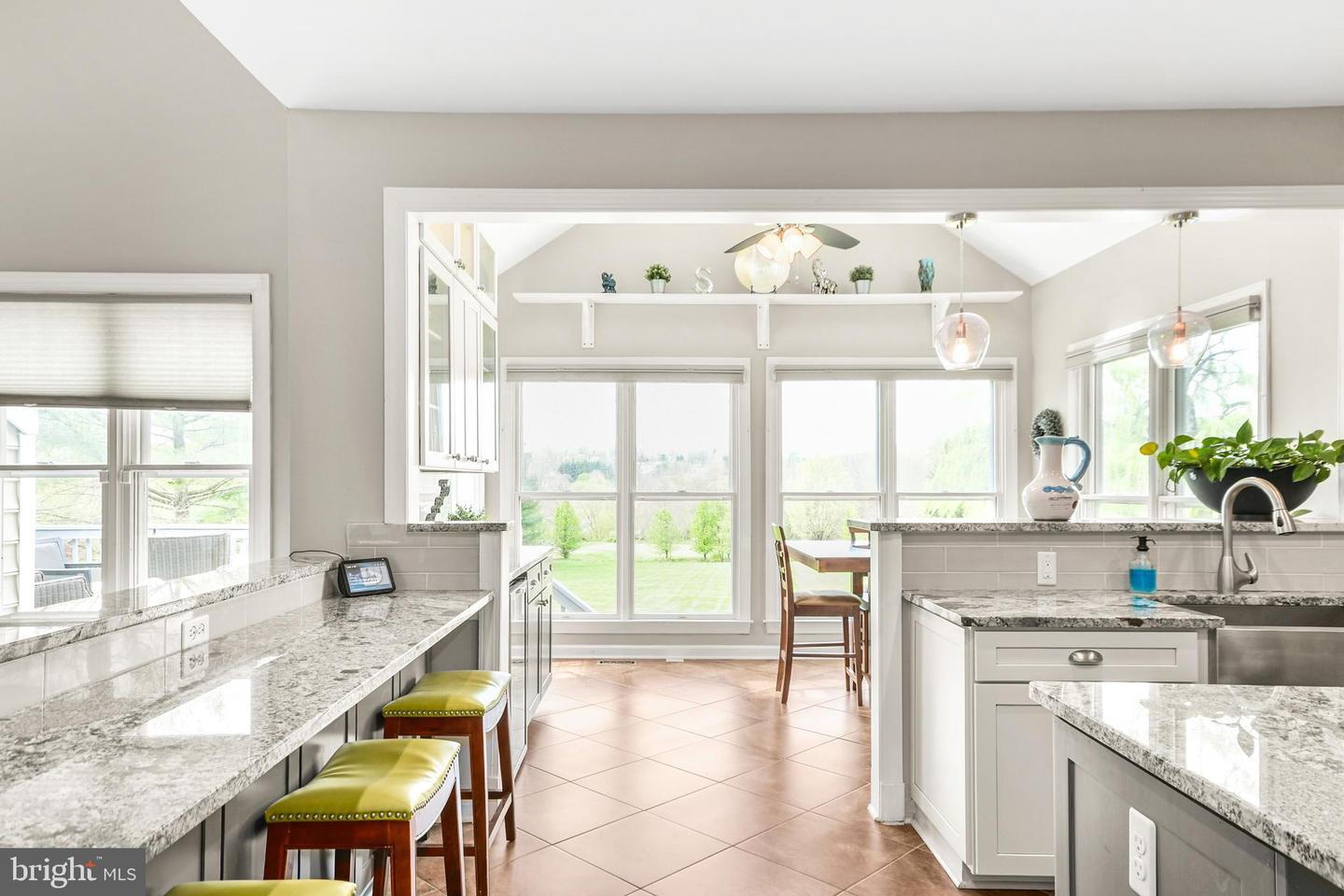 3421 Tuckaway Dr