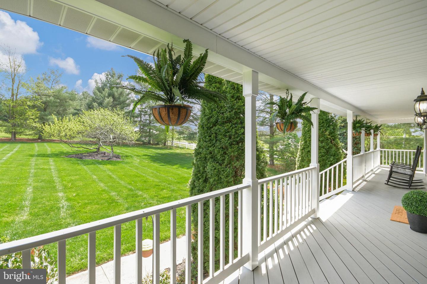 3421 Tuckaway Dr