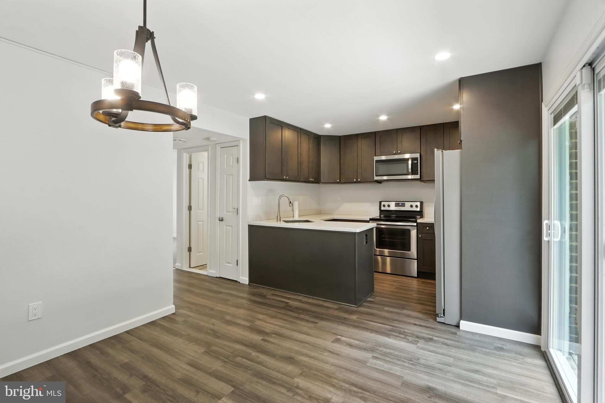 4306 White Oak Ct #4306