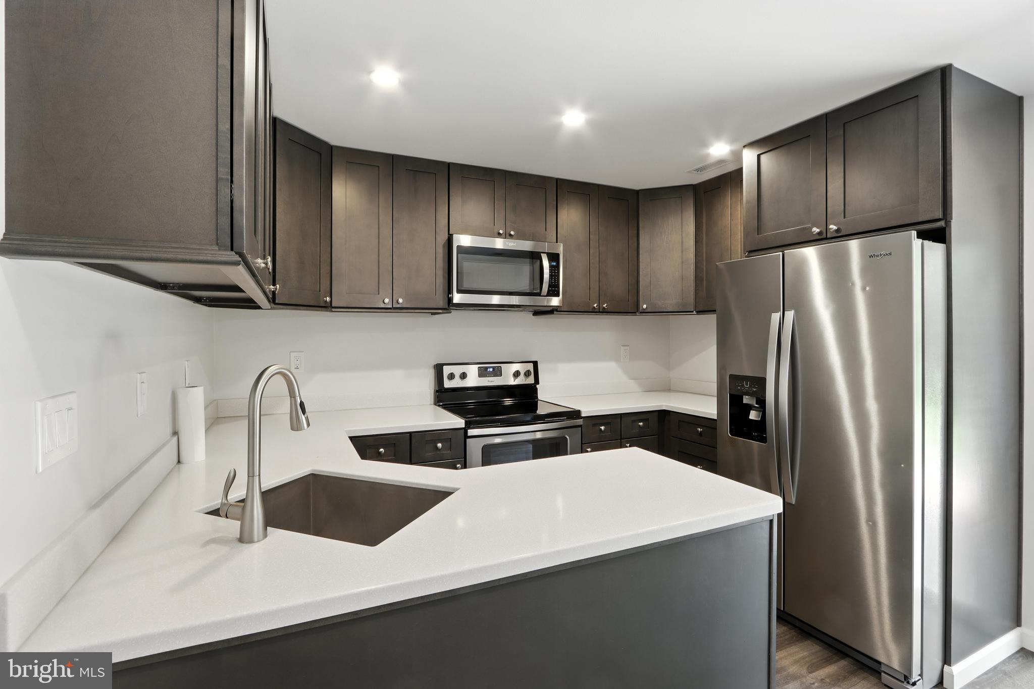 4306 White Oak Ct #4306