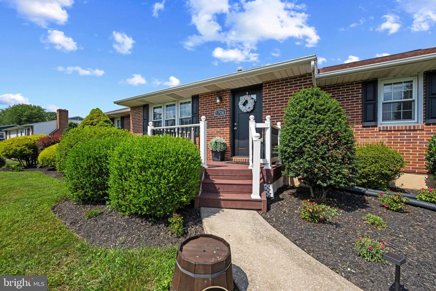 1724 Deer Park Rd