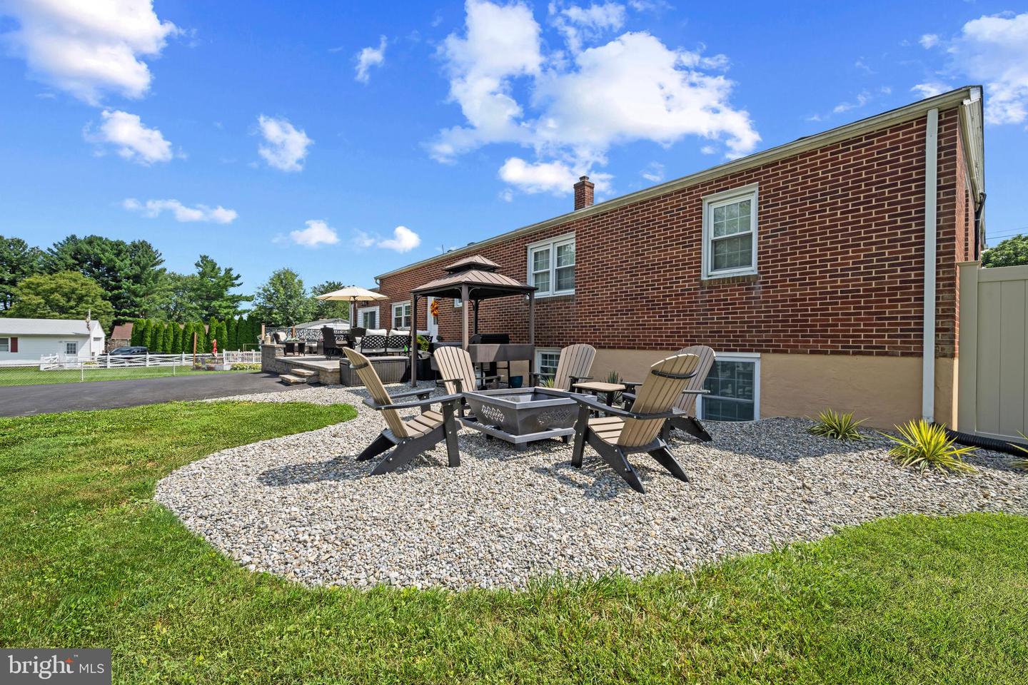 1724 Deer Park Rd