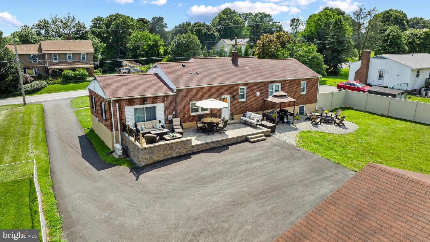 1724 Deer Park Rd