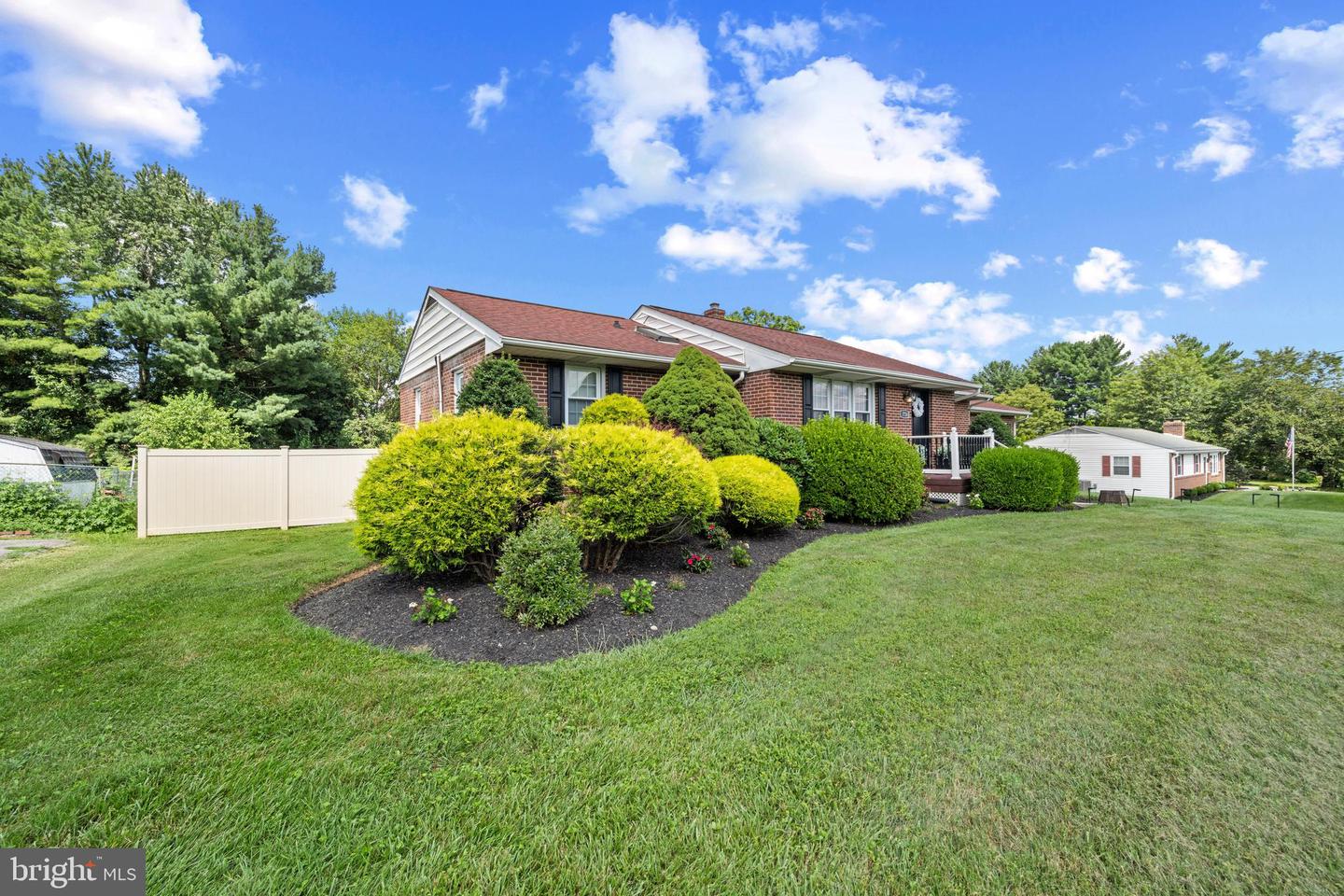 1724 Deer Park Rd