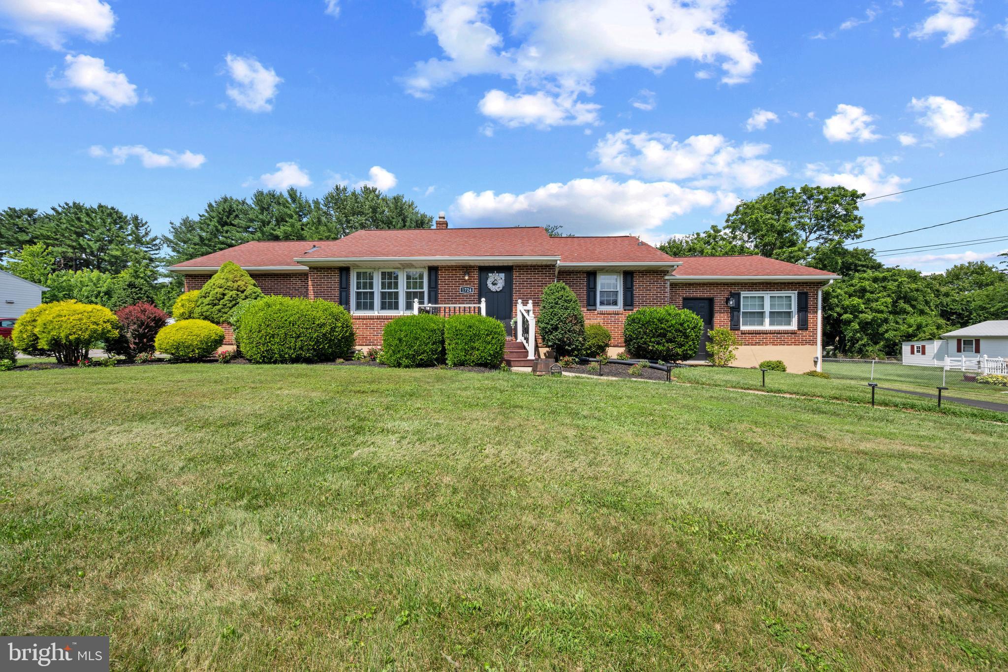 1724 Deer Park Rd