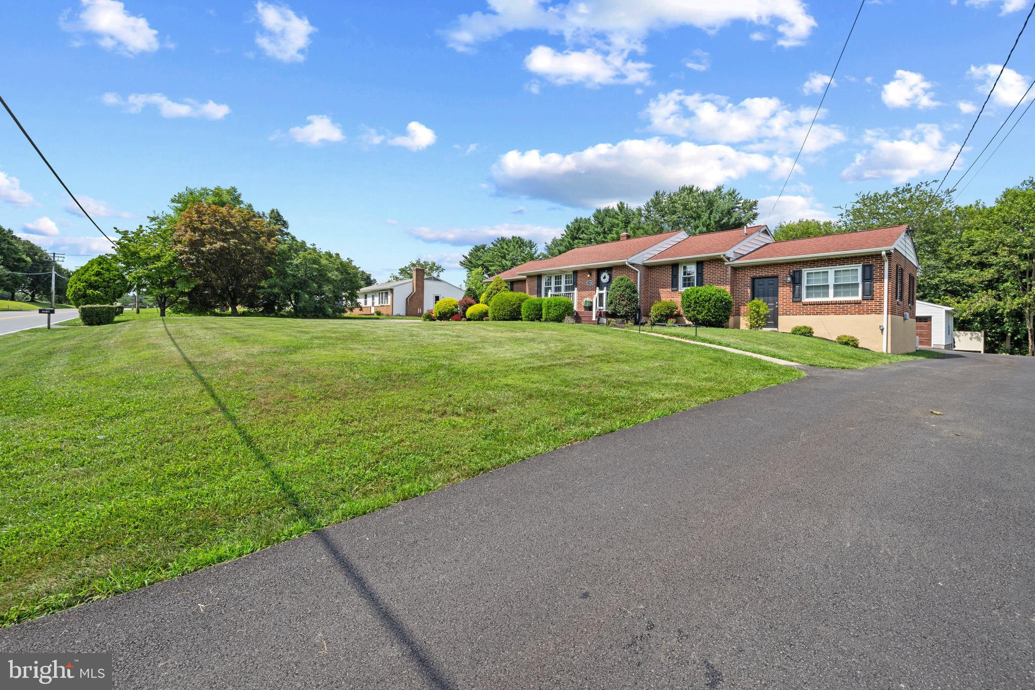 1724 Deer Park Rd