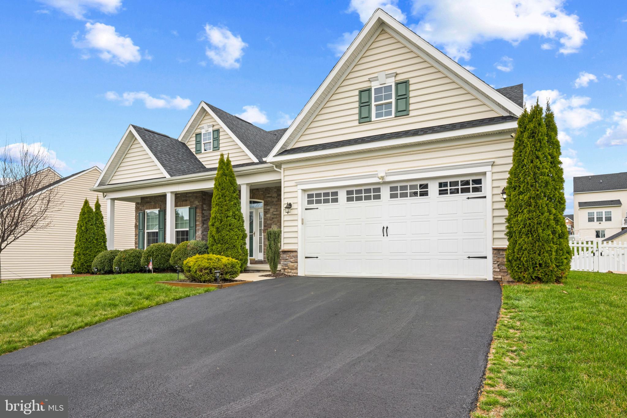 272 MEADOW CREEK DRIVE