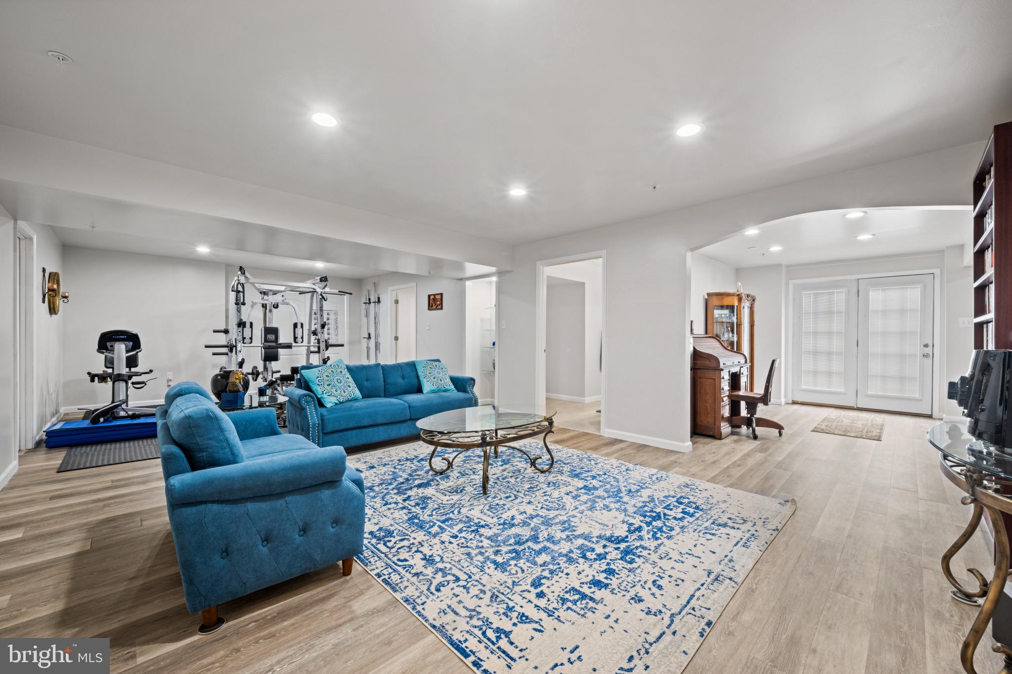 272 MEADOW CREEK DRIVE