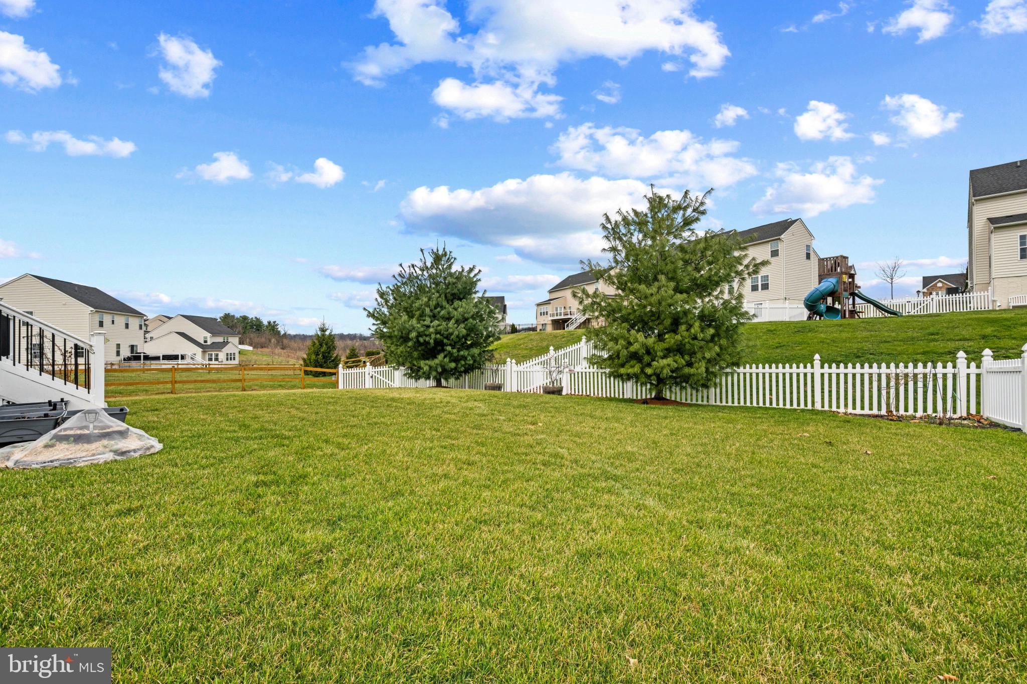 272 MEADOW CREEK DRIVE