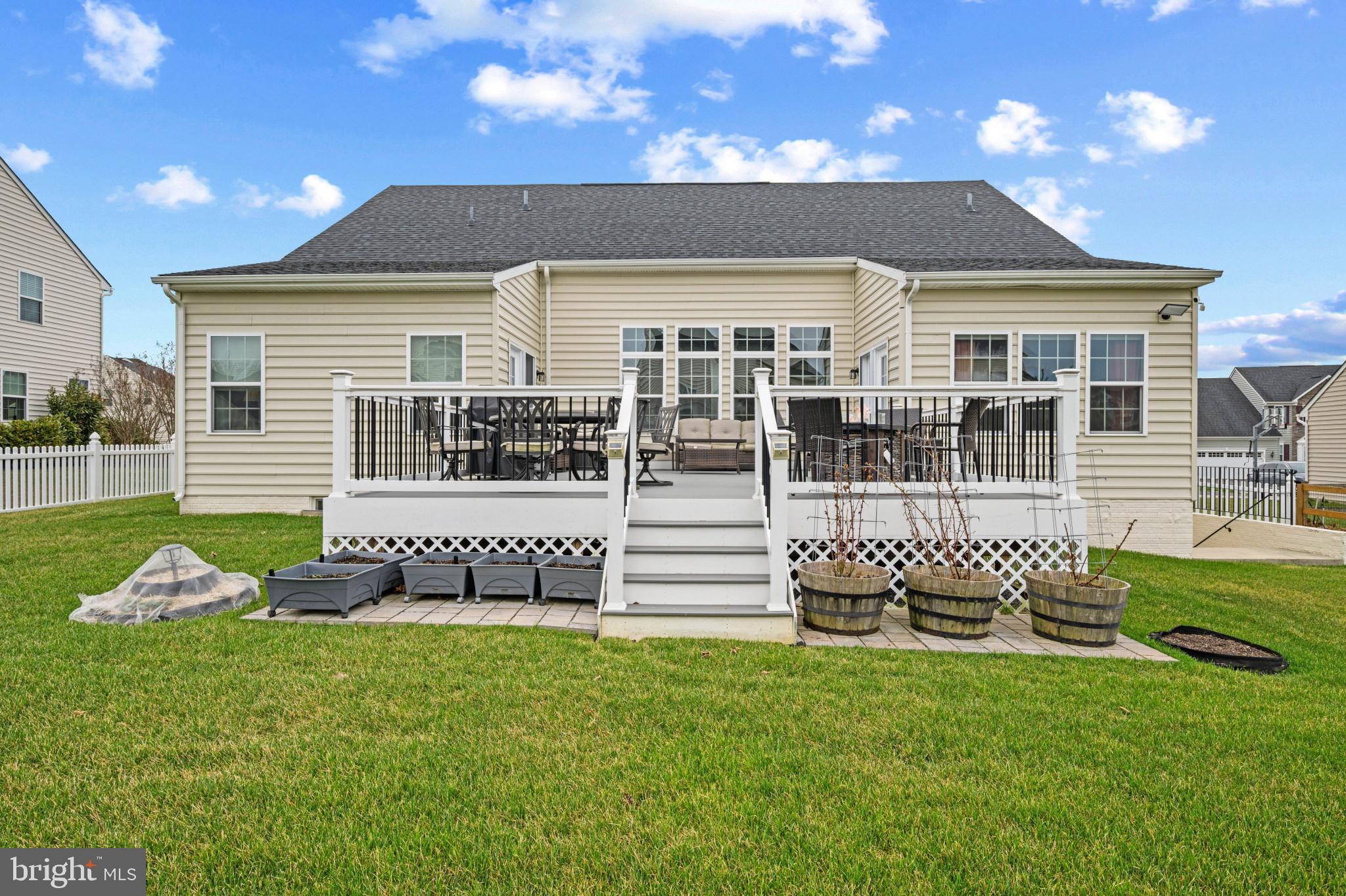 272 MEADOW CREEK DRIVE