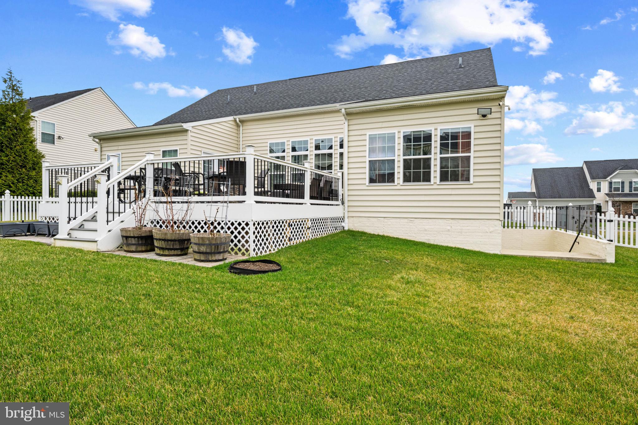 272 MEADOW CREEK DRIVE