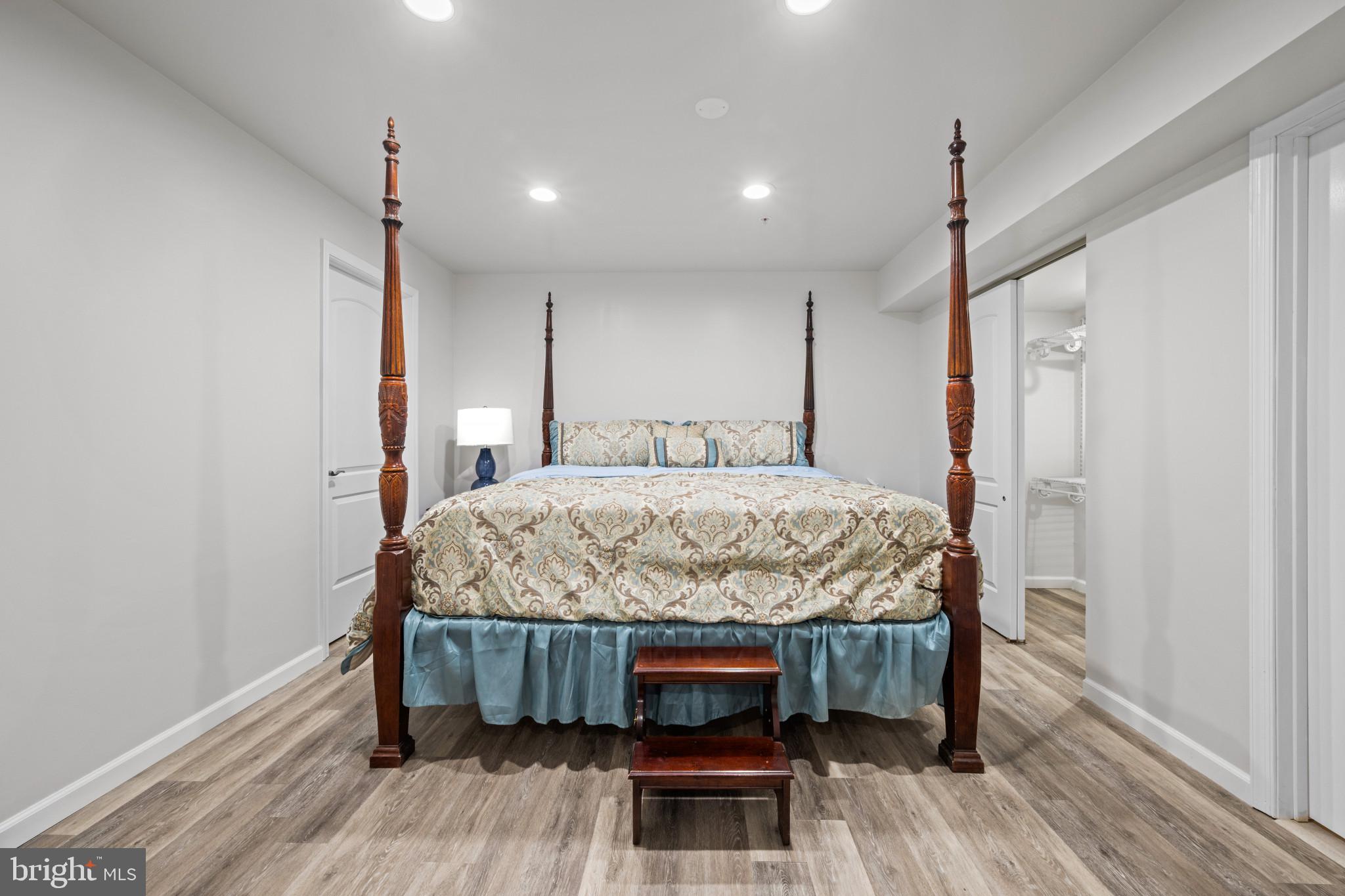 272 MEADOW CREEK DRIVE