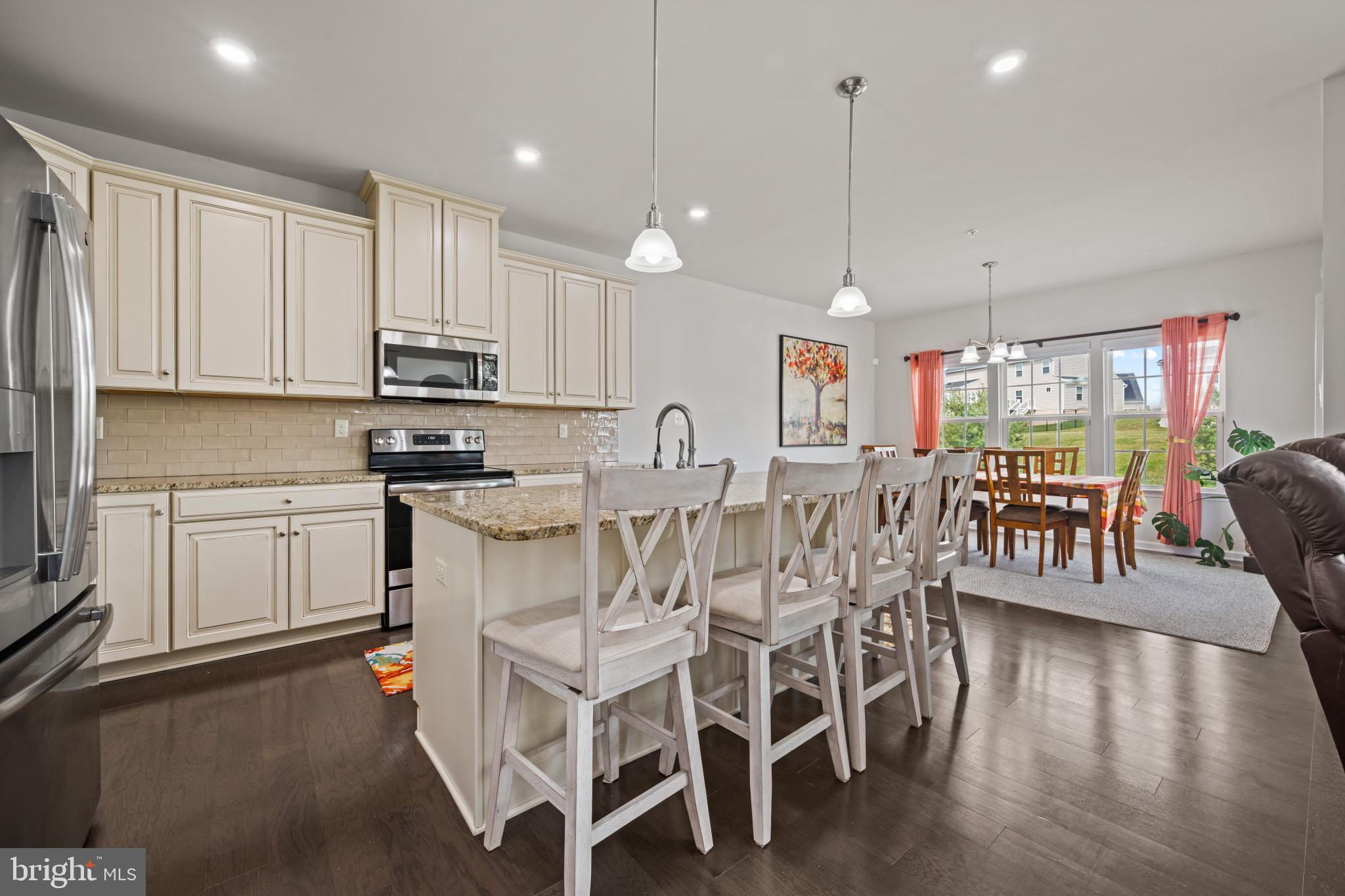 272 MEADOW CREEK DRIVE