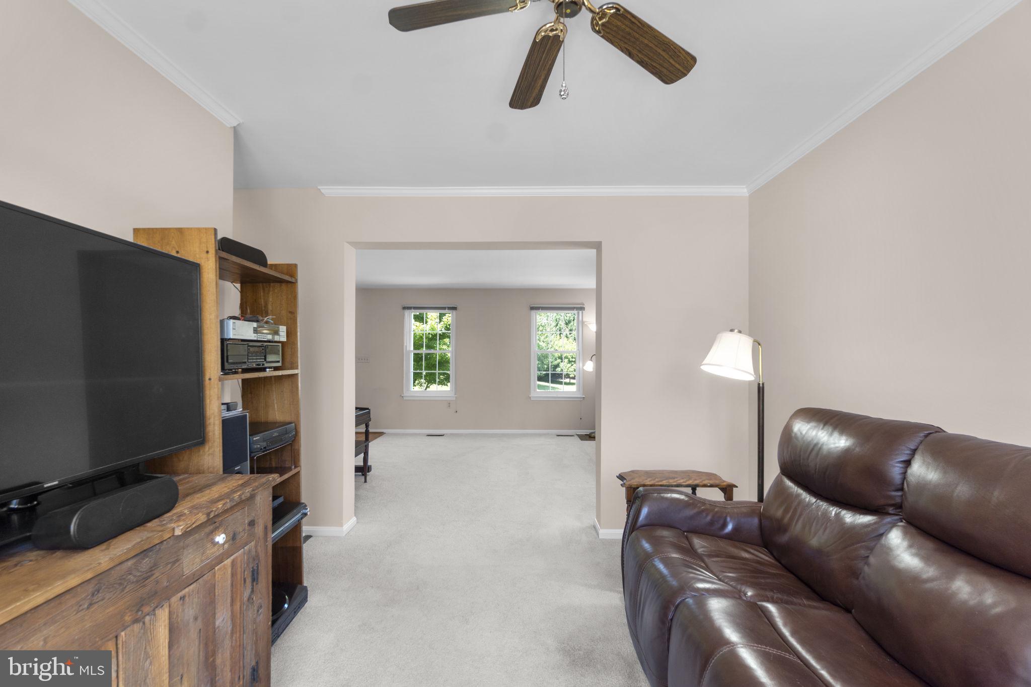 942 LITCHFIELD CIRCLE