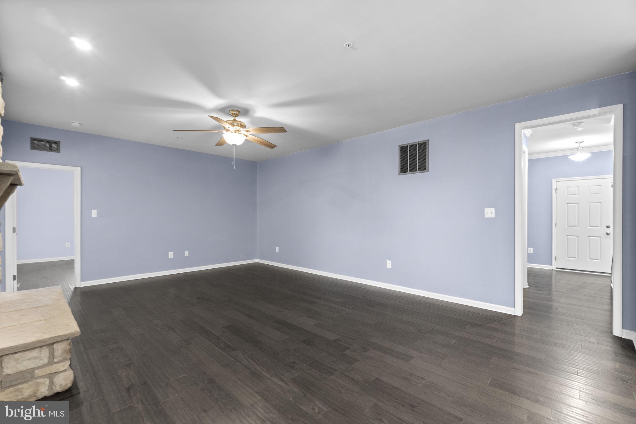 696 WILFORD COURT