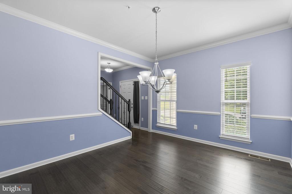 696 WILFORD COURT