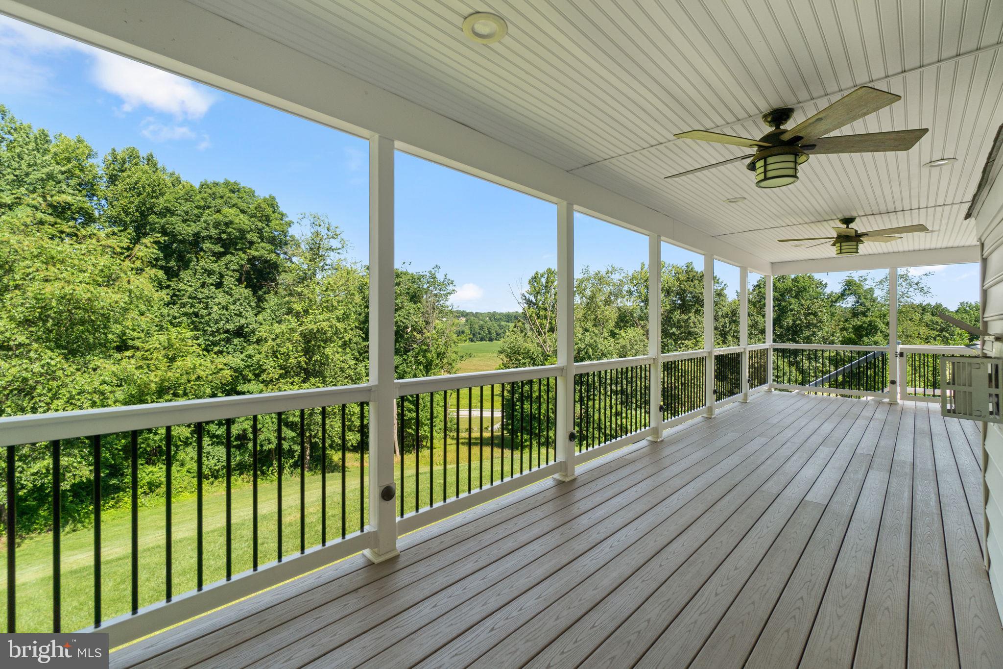 696 WILFORD COURT