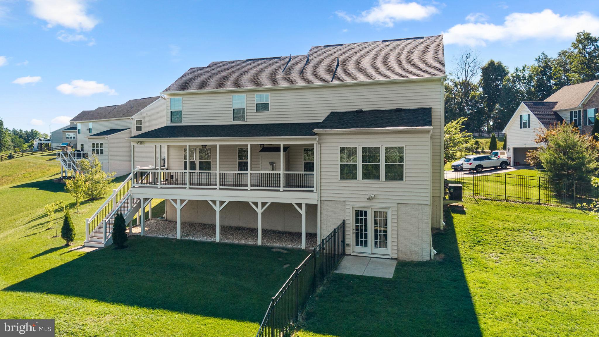 696 WILFORD COURT