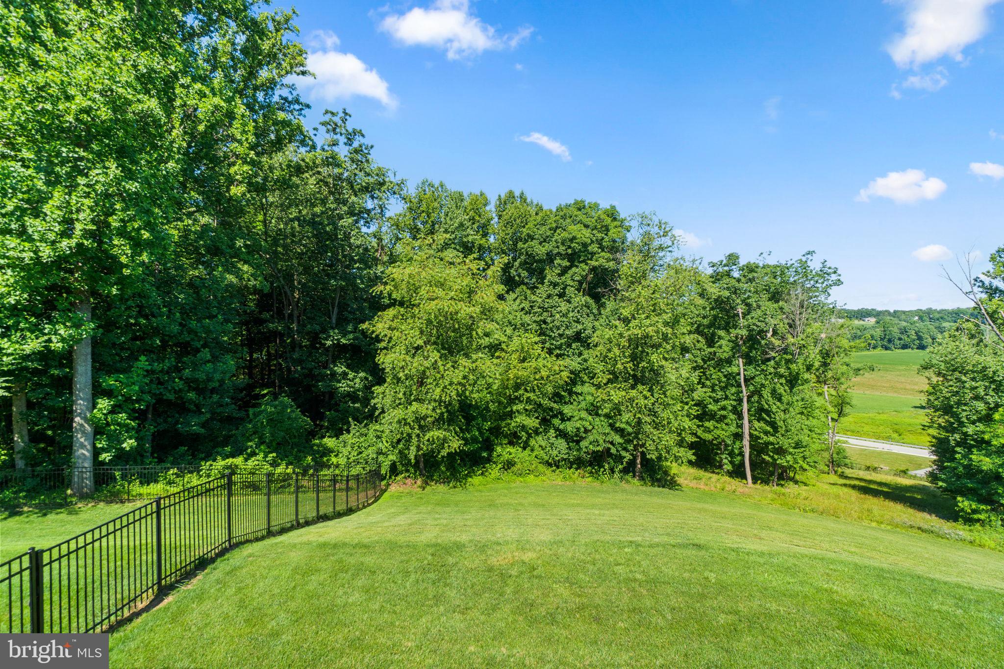 696 WILFORD COURT