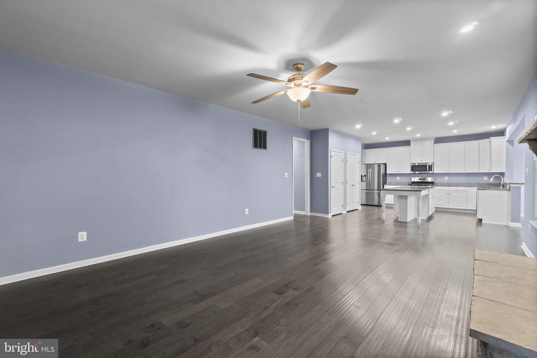 696 WILFORD COURT