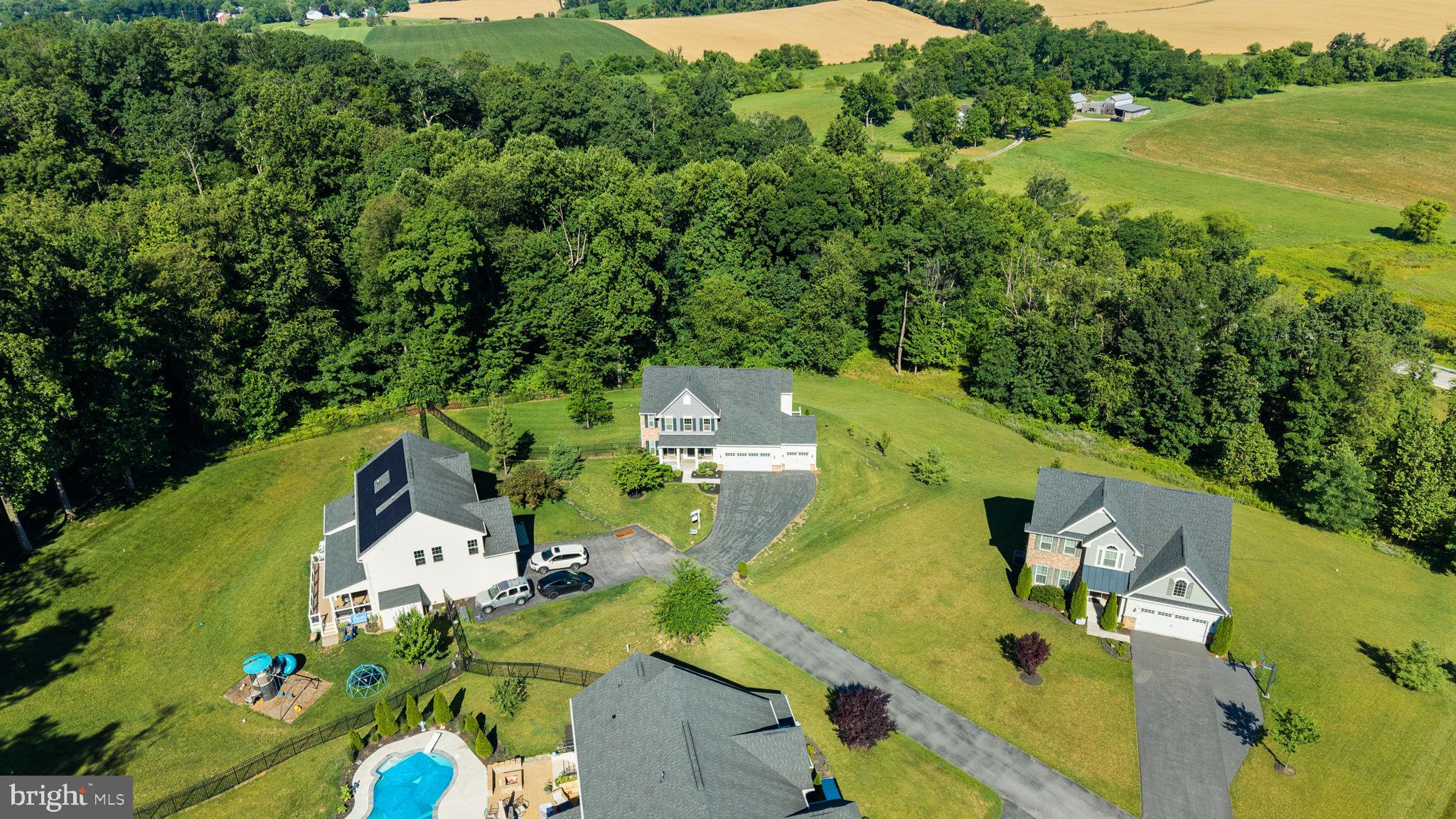696 WILFORD COURT